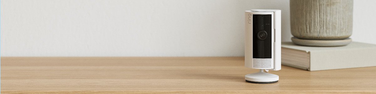 Ring Indoor Cam (2nd Gen) renter-friendly smart home device